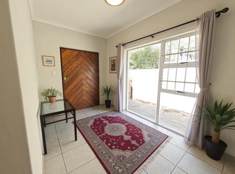 4 Bedroom Property for Sale in Middedorp Western Cape